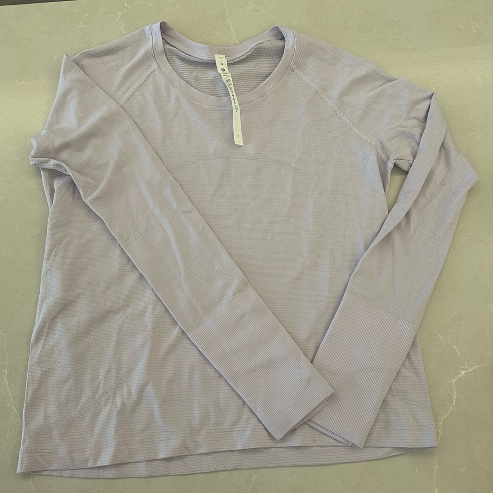 LULULEMON- Swiftly Tech Long-Sleeve